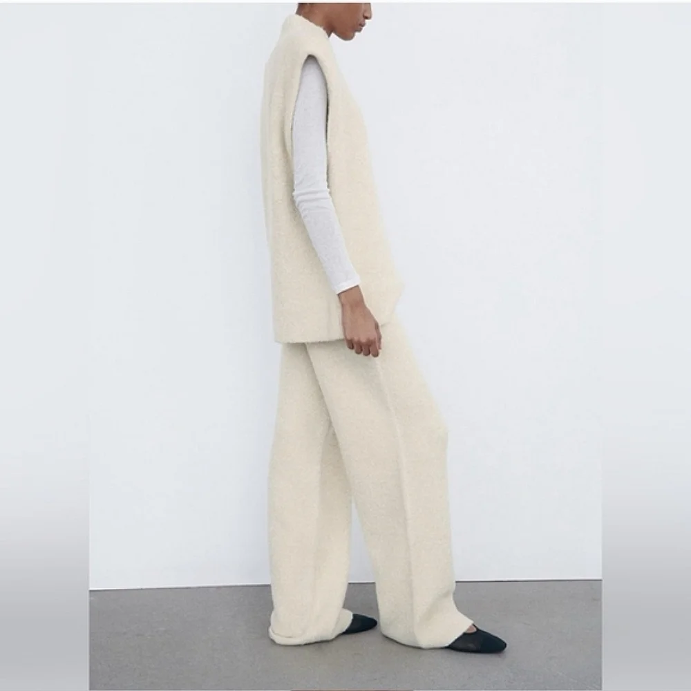 Zara Set 2 pc Vest and Wide Pants Size S